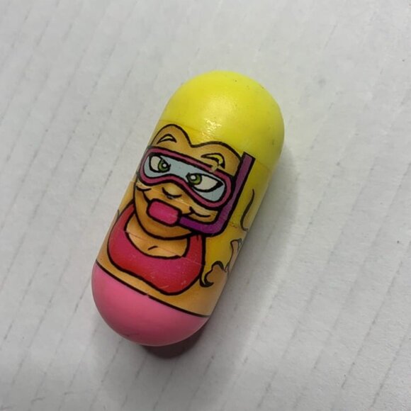 Vintage Toy - MIGHTY BEANZ SWIMMER BEAN 2004 by: JA-RU 2 Inch Bean - Picture 3 of 3